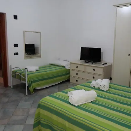 Sardegna Affitto Guest house San Teodoro (Sardinia)